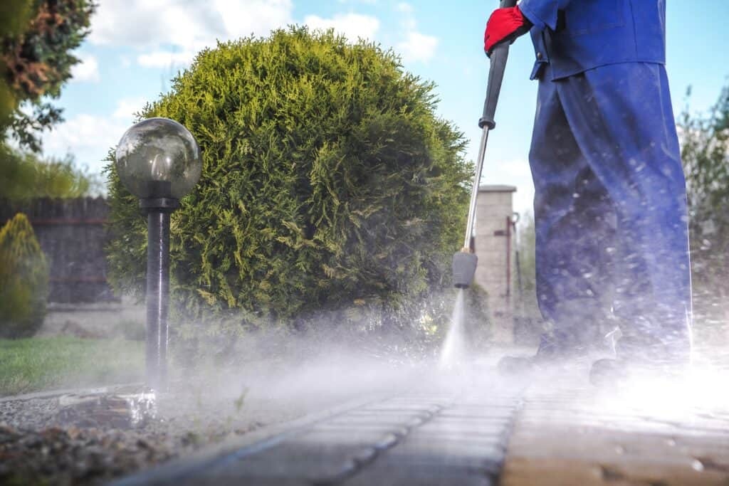 Pressure Washing Services in Columbus That Make Your Home Shine