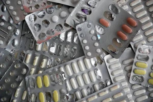 Custom Supplement Formulas Made Easy with Alpha Creations Manufacturer